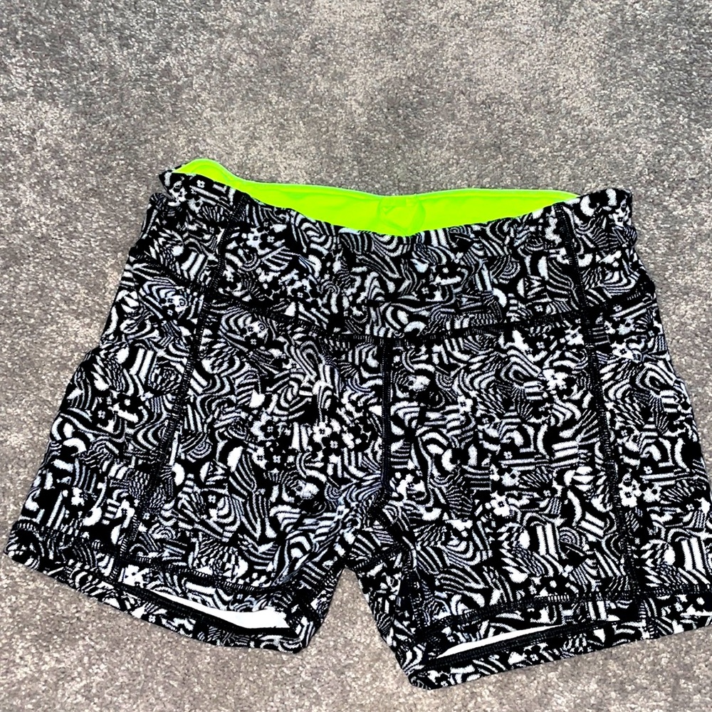 Lululemon seawheeze shorts